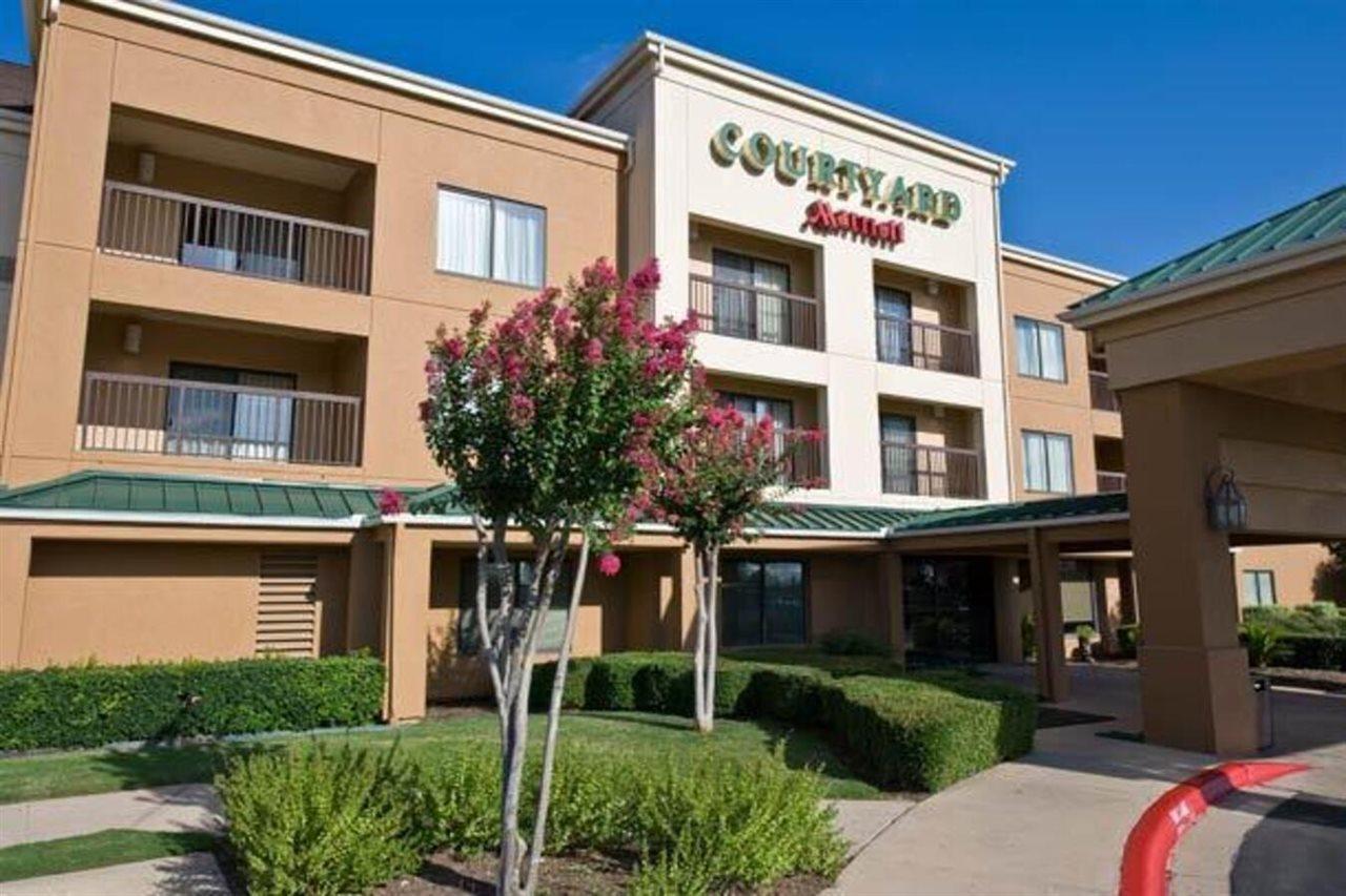 Courtyard By Marriott- Austin Round Rock Hotel Bagian luar foto
