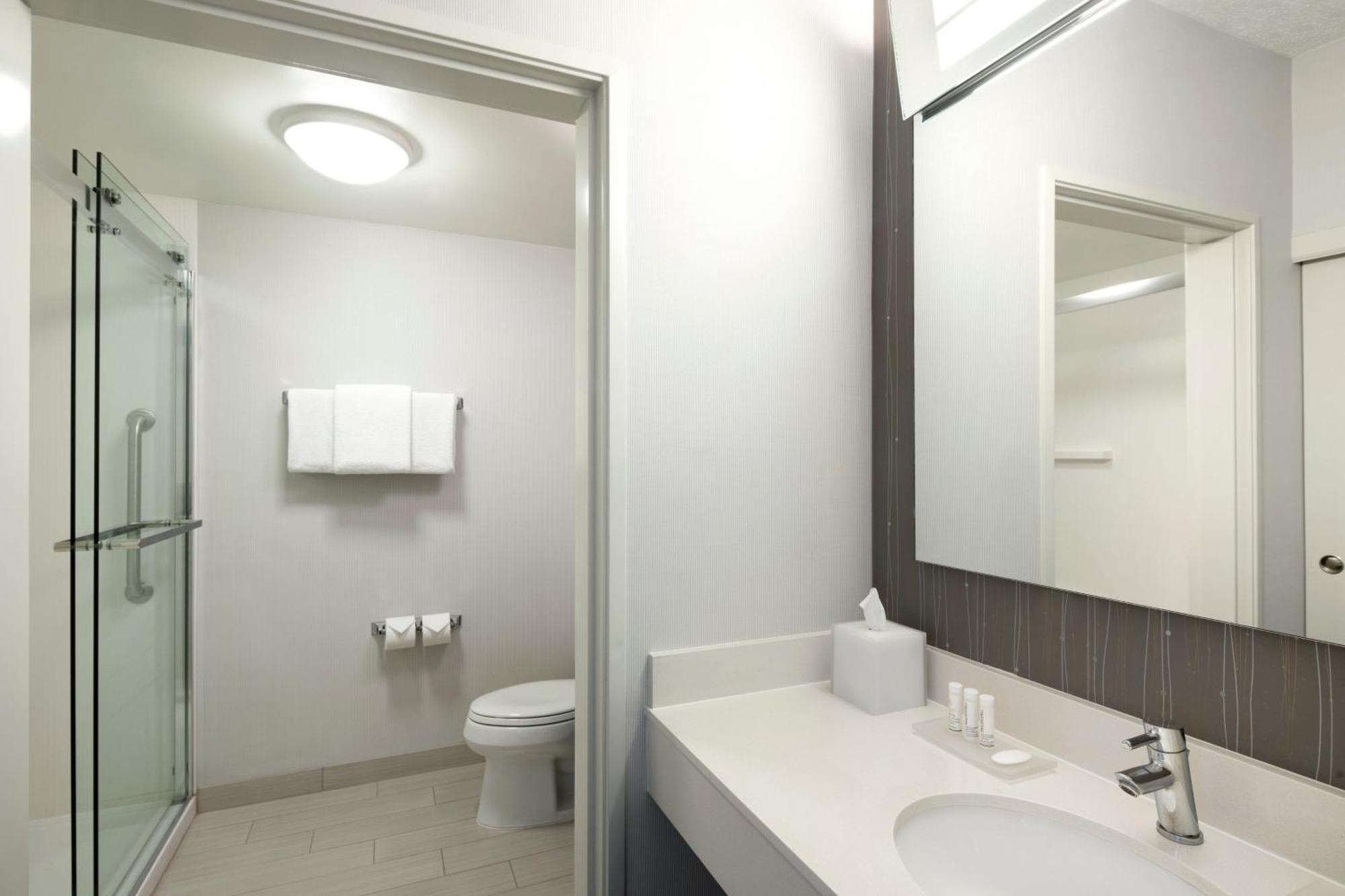 Courtyard By Marriott- Austin Round Rock Hotel Bagian luar foto